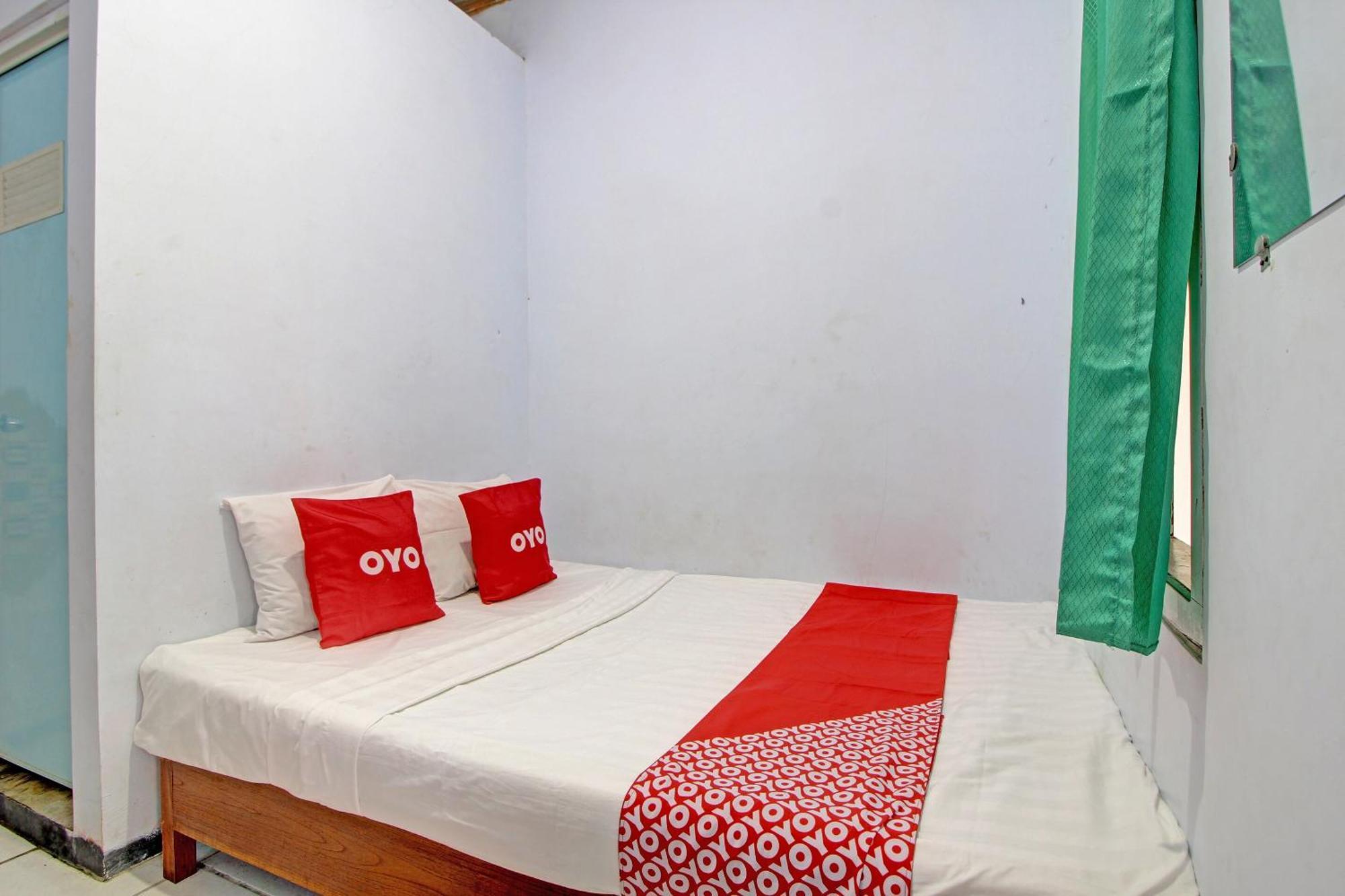 Oyo 92628 Raja Alam Homestay Karanganyar  Exterior foto