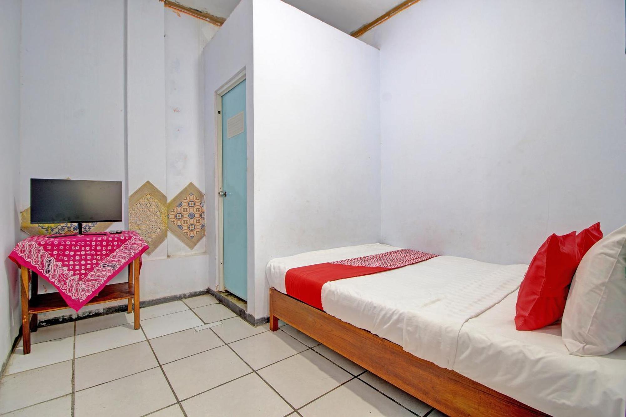 Oyo 92628 Raja Alam Homestay Karanganyar  Exterior foto